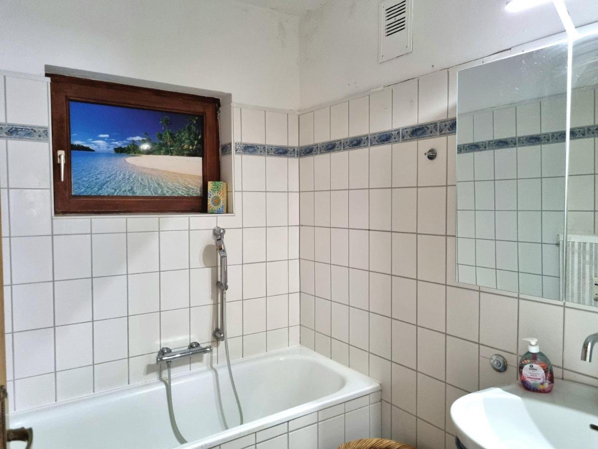 Lovely Spacious Apartment-80M2-Old Style-Tourist Area Rauth Bagian luar foto
